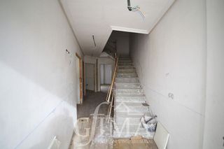 Casa adosada en venta en Tomelloso