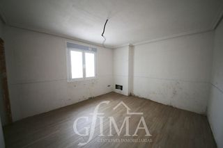 Casa adosada en venta en Tomelloso