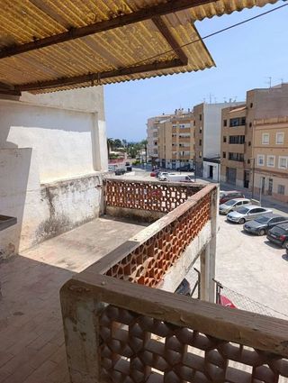Casa adosada en venta en Zona Poble en Benicarló