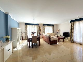 Casa en venta en Rafelbuñol/Rafelbunyol