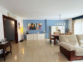 Casa en venta en Rafelbuñol/Rafelbunyol