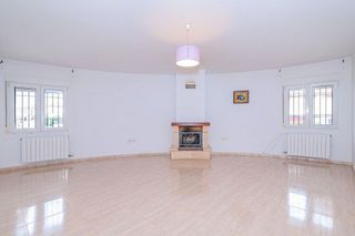 Casa pareada en venta en Atarfe