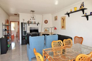 Casa adosada en venta en Villamartín