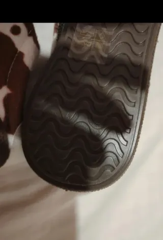 Zapatillas deportivas estampadas mujer a estrenar.