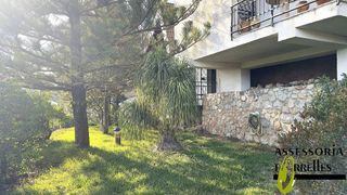 Chalet en venta en Torrelles de Llobregat