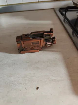 Accendino da collezione stile videocamera