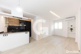 Piso en venta en Les Planes en Hospitalet de Llobregat, L´