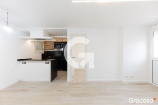 Piso en venta en Les Planes en Hospitalet de Llobregat, L´