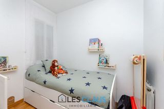 Piso en venta en Sants en Barcelona