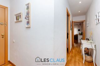 Piso en venta en Sants en Barcelona