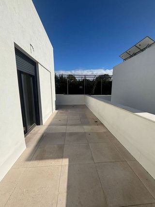 Chalet en venta en Gines