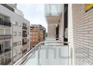 Piso en venta en Sant Josep en Hospitalet de Llobregat, L´