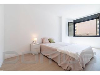 Piso en venta en Sant Josep en Hospitalet de Llobregat, L´