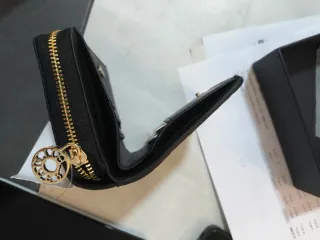 Portafoglio donna Tommy Hilfiger nero e oro