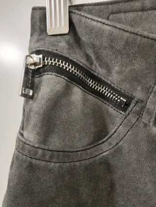 Pantalones pitillo elástico gris Precio negociable