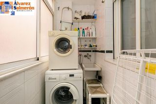 Piso en venta en Pajaritos - Plaza de Toros en Granada