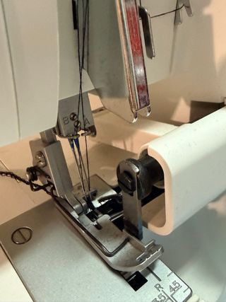 Remalladora Singer S0105