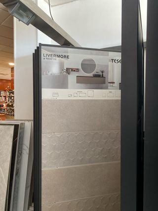 Mueble expositor para azulejos