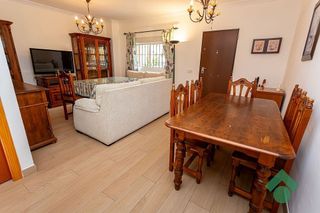 Casa adosada en venta en San García en Algeciras