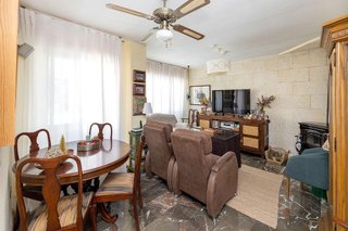Casa adosada en venta en Huétor Vega