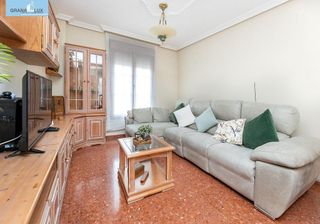 Casa adosada en venta en Otura