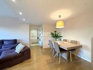 Piso en venta en Pla de Sant Pere-Les Salines en Cubelles