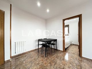 Piso en venta en Artigas - Llefià en Badalona