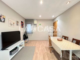 Piso en venta en Artigas - Llefià en Badalona