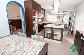 Casa adosada en venta en La Granja-La Colina-Los Pastores en Algeciras