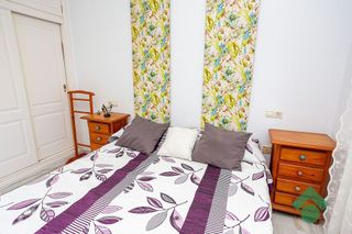 Casa adosada en venta en La Granja-La Colina-Los Pastores en Algeciras