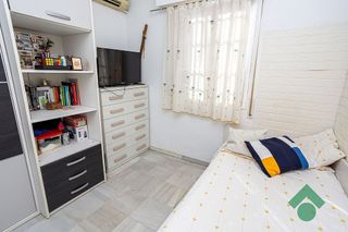 Casa adosada en venta en La Granja-La Colina-Los Pastores en Algeciras