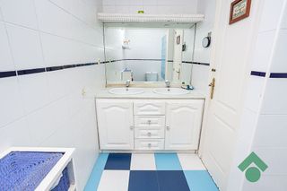 Casa adosada en venta en La Granja-La Colina-Los Pastores en Algeciras