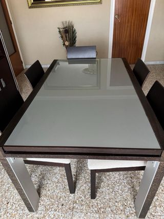 Mesa comedor y 6 sillas