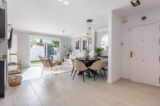 Piso en venta en Nueva Andalucía centro en Marbella