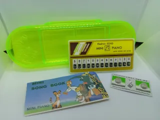 Mini Piano Eletrônico Vintage