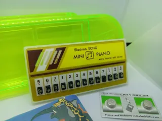 Mini Piano Eletrônico Vintage