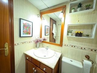 Piso en venta en Renfe - Bulevar 1º y 2º Fase en Jaén