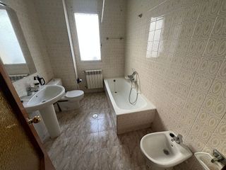 Piso en venta en Hospital en Jaén