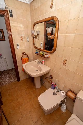 Piso en venta en Linares