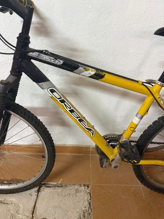 Bicicleta Orbea Amarilla