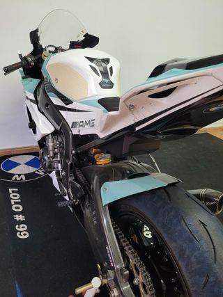 BMW S1000RR Verde y Blanca