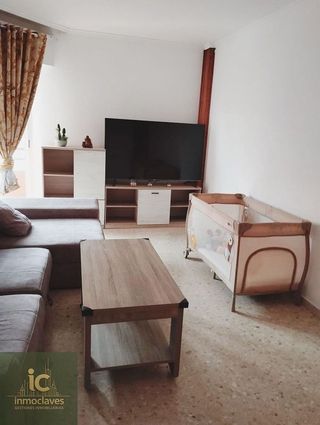 Casa adosada en venta en La Granja-La Colina-Los Pastores en Algeciras