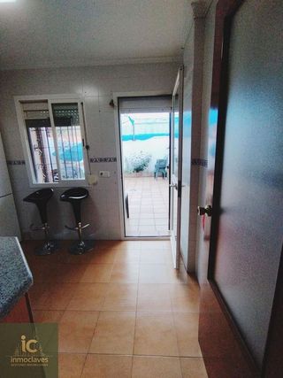 Casa adosada en venta en La Granja-La Colina-Los Pastores en Algeciras