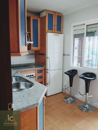 Casa adosada en venta en La Granja-La Colina-Los Pastores en Algeciras