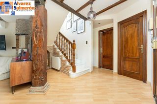 Chalet en venta en Albolote