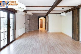 Chalet en venta en Albolote