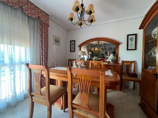 Casa pareada en venta en San García en Algeciras