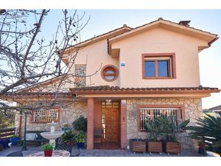 Casa en venta en Roca del Vallès, la