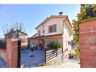Casa en venta en Roca del Vallès, la