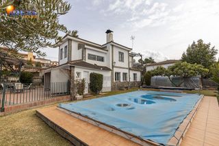 Chalet en venta en Otura